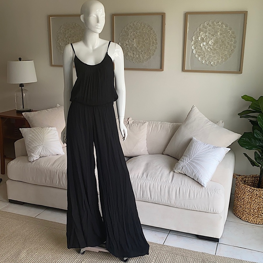 Elan - Palazzo spaghetti strap jumpsuit in Black (L)